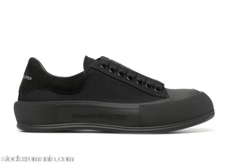 Alexander McQueen Deck Skate Plimsoll Lace-Up Triple Black654594W4MV71000