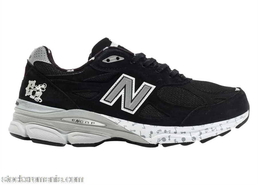 New Balance 990v3 Disney Mickey SteamboatM990DIS3