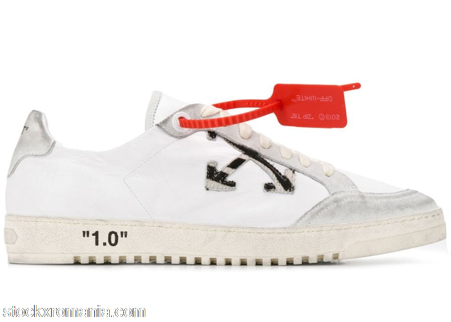 OFF-WHITE 2.0 Black WhiteOMIA042F19D680370101
